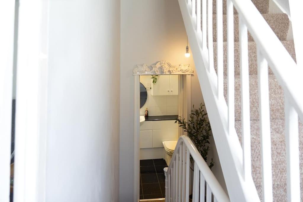 Regency Grade II Listed Townhouse By Centre And Beach Brighton Exteriör bild